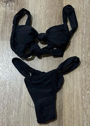 Black Bikini Set cheeky bottoms Size XS thumbnail 1