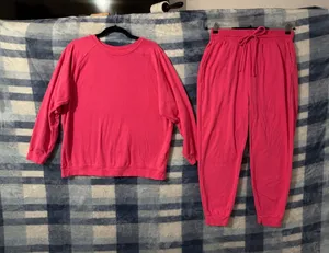 Color Alien Women's Pink Crewneck Sweatshirt and Jogger Lounge Set thumbnail 1