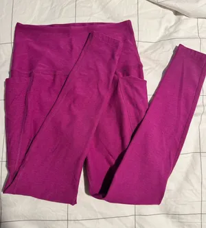 Pink Beyond Yoga Leggings with Side Pockets thumbnail 1