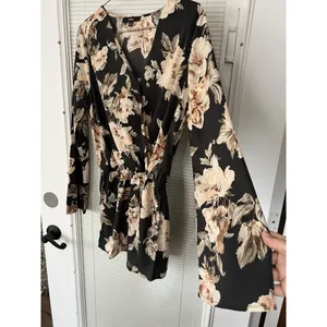 Prairie Daydream Washed Navy Blue‎ Floral Print Romper Size M thumbnail 13