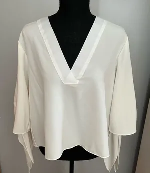 Zara v neck blouse worn toed sleeves Size L‎ thumbnail 1