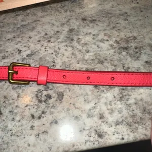 Fossil‎ Crossbody Bag bright Pink Leather Adjustable Strap Key Accent thumbnail 14