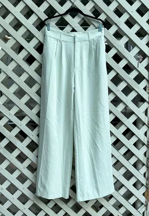 Abercrombie Trousers thumbnail 1