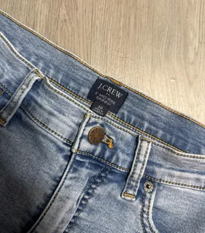 J.crew 8” mid rise skinny jeans thumbnail 4