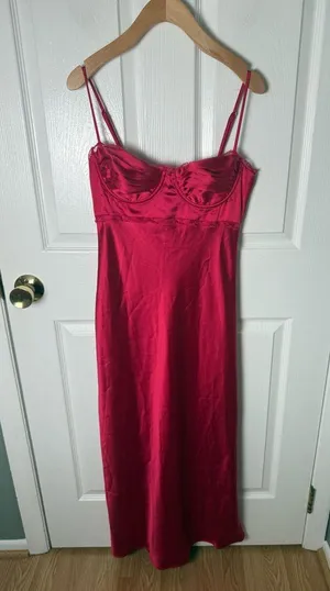 ASTR The Label Florianne Satin Maxi Dress XS thumbnail 2