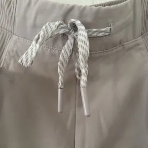 AVALANCHE women’s Short EUC thumbnail 5