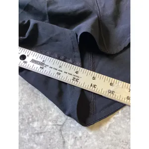 Quince NWOT Weightless High-Rise Running Shorts Black XS LB51123-DKBIZ01-21333 thumbnail 4