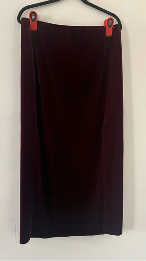 Vintage Burgundy Velvet Midi Skirt Large High Rise Holiday Romantic Winter Fall thumbnail 1