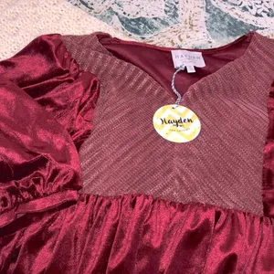 Hayden size medium cranberry new with tags crushed velvety holiday dress thumbnail 8