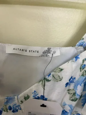 NEW Altar’d State Blue & White Floral Maxi Dress Size Large NWT thumbnail 4