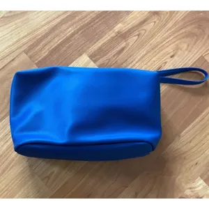 Tomas Olivos Travel Pouch‎ thumbnail 2