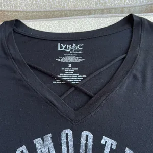 NWOT Lyric Culture Smooth As Tennessee Whiskey Concert t-shirt Black size S thumbnail 3