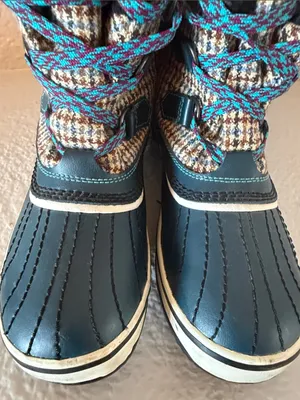Sorel Tivoli Blue Plaid Waterproof Winter Snow Boots Women’s Size 7 thumbnail 5