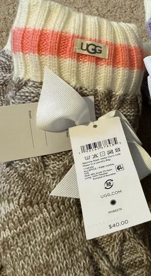 NWT Slipper Socks thumbnail 2