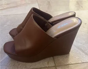 Nine West 4.5" wedge heels 8 1/2 brown thumbnail 2