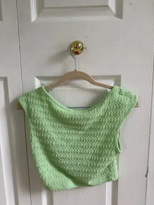 Shein Cropped Top Green Tank thumbnail 2