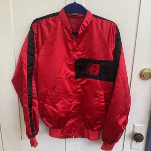 VINTAGE 80s New Balance Satin Bomber Varsity Jacket Sz M Custom Shyla Embroidery thumbnail 5