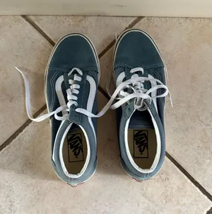 Vans Old Skool thumbnail 1