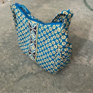 Vera Bradley Riviera Blue Adjustable Strap On The Go Crossbody Purse Bag thumbnail 4
