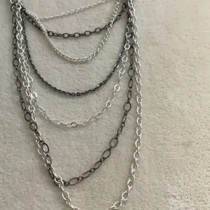 Necklace thumbnail 2