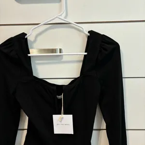 Revolve All The Ways Black Top NWT thumbnail 5