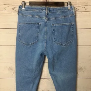 Forever 21 Light Wash Distressed‎ Knee High Rise Skinny Jeans 31 thumbnail 5