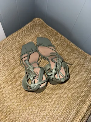 Mixx Shuz Lace Up Heel Green Size 8 thumbnail 7