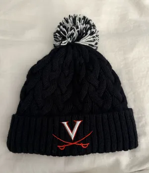 New Era Fleece Pom Pom Beanie thumbnail 1
