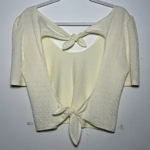 Cream Textured Puff Sleeve Tie Back Crop Top‎ Shirt thumbnail 2