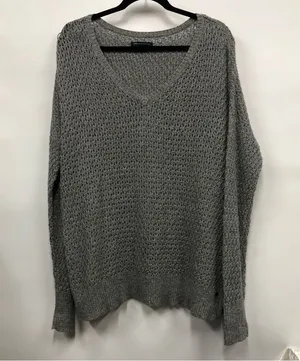 American Eagle Gray V-Neck knit Sweater Size Large wool blend thumbnail 1