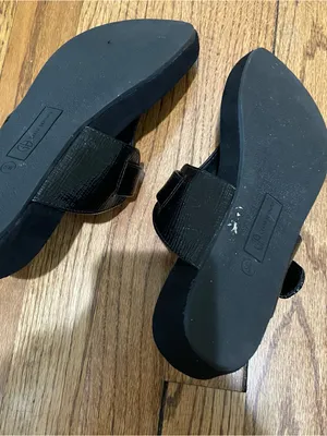 Giani Bernini Rivver Buckle Thong Sandals Black Womens Size 8.5 Comfort Slides thumbnail 8