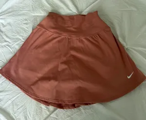 Nike Women’s One Dri-FIT High-Waisted Skirt/Skort // Rust Pink // Size XS // NEVER WORN thumbnail 1
