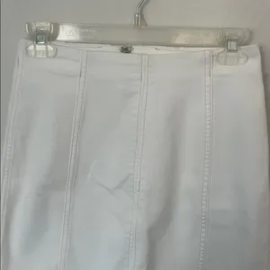 Free People white denim mini skirt, size 4 🖤 thumbnail 2