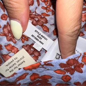 NWOT Madewell Button-Front Smocked-Back Top in Piccola Floral 8 Medium thumbnail 7
