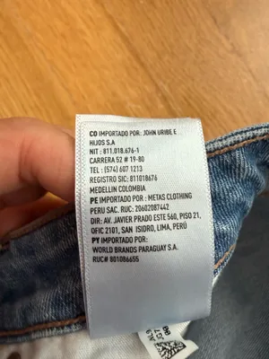 American Eagle Mom Jeans thumbnail 6