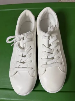 White Sneakers EUR 39.5 Size 8.5 thumbnail 1