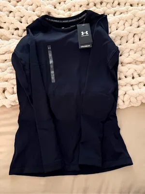 NWT Under Armour ColdGear Women's Long-Sleeve Training Tee — Charcoal Black thumbnail 10