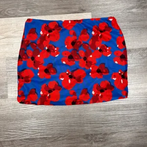 Princess Polly Red & Blue Mini Skirt Size 4 thumbnail 8