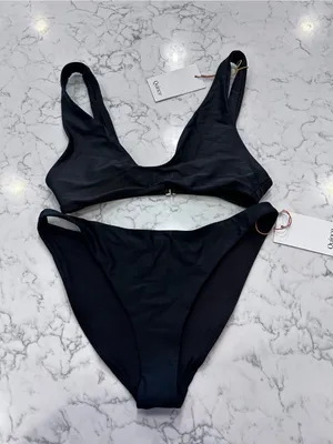 NWT Quince Black Italian Plunge Bikini Top & Low Rise Bottom Set Size Small thumbnail 1