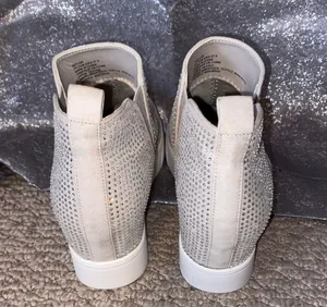 Booties thumbnail 3