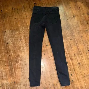 American Eagle black 6 long normcore hi-rise jeggings thumbnail 3