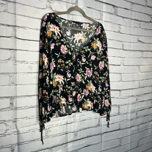 American Eagle Black Floral Tie-Front Blouse M Silky Viscose Resort Casual Top thumbnail 2