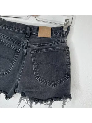 Vintage Lee High-Waisted Black Denim Cutoff Shorts With Distressed Hem Size 6/28 thumbnail 3