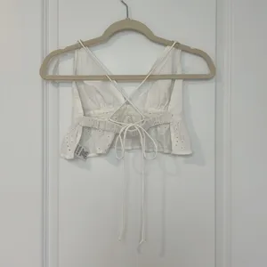 Coastal Chic White Eyelet Peplum Crop Top Open Back Romantic Summer Small thumbnail 7