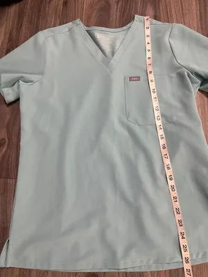 Figs Women's V-Neck Scrub Top in Aqua thumbnail 9