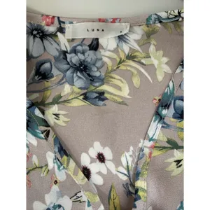 Luna Floral Wrap Dress Mauve Blue V-Neck Short Sleeve Small 17659 Soft‎ Romance thumbnail 4