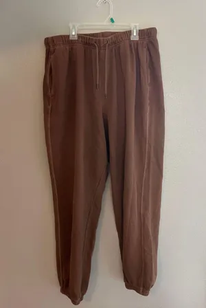 Old Navy Active Sweatpants thumbnail 1