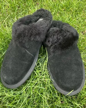 Koolaburra by Ugg Black Suede Shearling-Lined Slip-On Slippers thumbnail 1