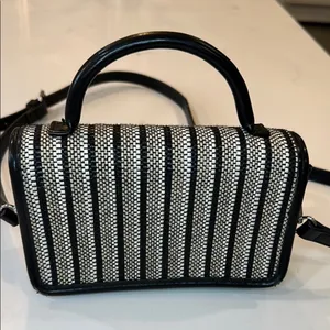 Zara Crossbody Bag Black and Cream Elegant Design thumbnail 2
