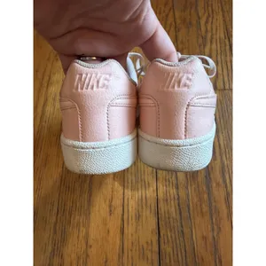 Nike Court Royale Shoes Womens Size 8 Pink Low Top Casual Tennis 749867-604 thumbnail 5